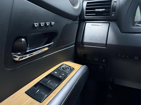 Used 2015 Lexus RX 450h AWD image 16