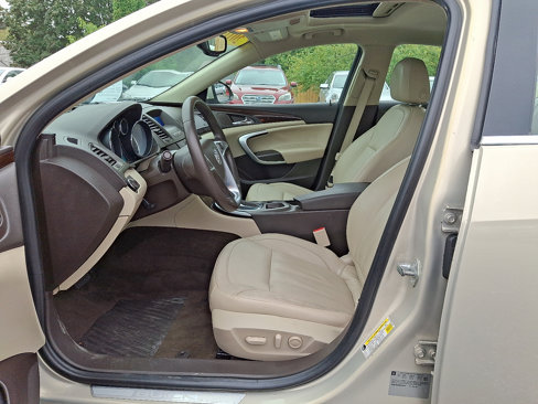 Used 2011 Buick Regal CXL w/ RL5 Preferred Equipment Group image 14