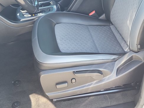 Used 2018 Chevrolet Colorado Z71 image 18