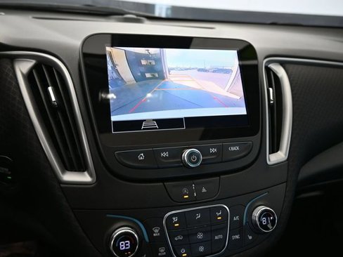 Used 2023 Chevrolet Malibu LT image 35