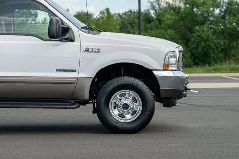 Used 2002 Ford F350 Lariat image 9