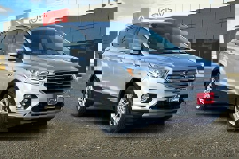Used 2017 Ford Escape SE image 10