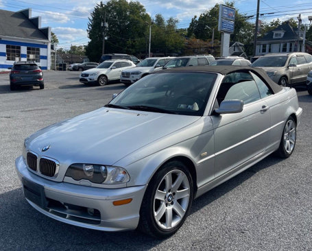 Used 2003 BMW 325Ci Convertible image 1