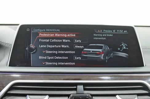 Used 2016 BMW 750i xDrive image 21