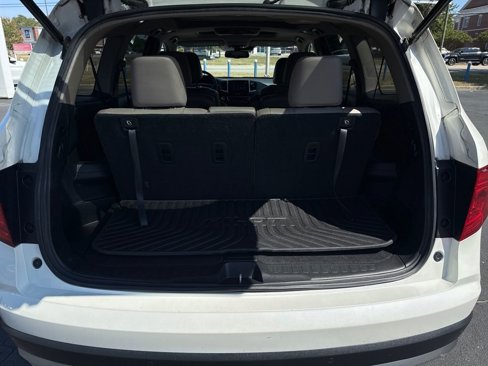 Used 2016 Honda Pilot Elite image 24