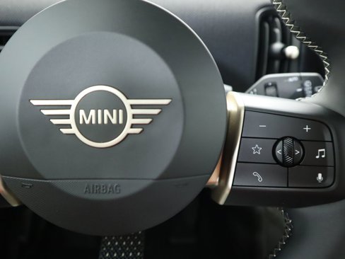 Used 2025 MINI Cooper S image 13