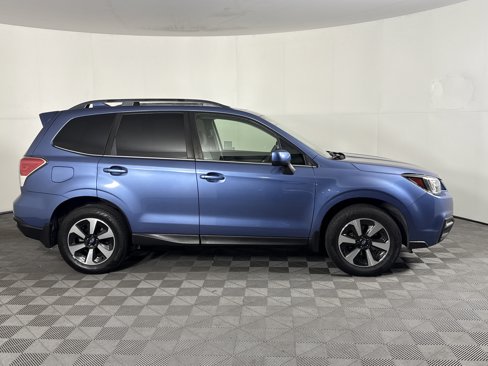 Used 2018 Subaru Forester 2.5i Limited image 3