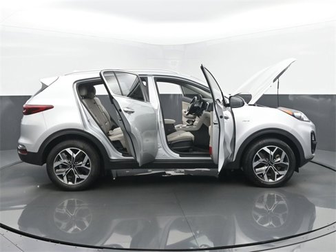 Used 2020 Kia Sportage EX image 57