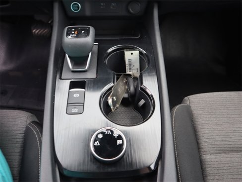 Certified 2022 Nissan Rogue SV image 21