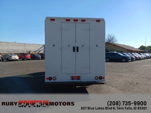 Used 2011 Ford E-450 and Econoline 450 Super Duty w/ Air Conditioning Prep Pkg image 6