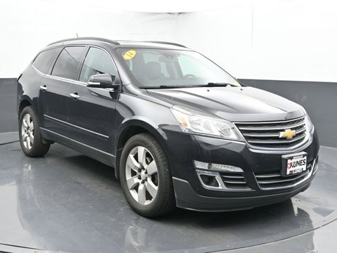 Used 2014 Chevrolet Traverse LTZ image 2