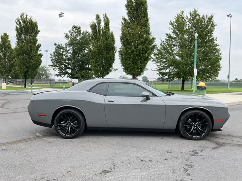 Used 2018 Dodge Challenger SXT w/ Blacktop Package image 2