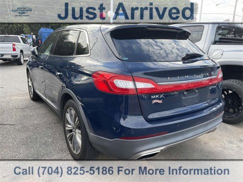 Used 2018 Lincoln MKX Reserve w/ Driver Assistance Package image 4