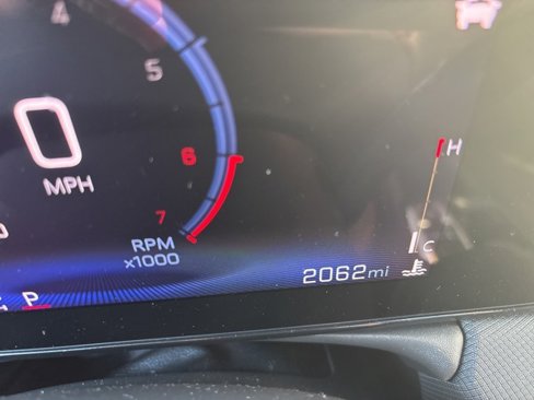 Used 2025 Chevrolet TrailBlazer RS w/ Convenience Package image 3