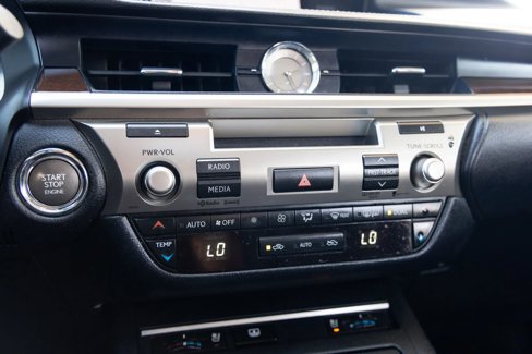 Used 2014 Lexus ES 350 image 25