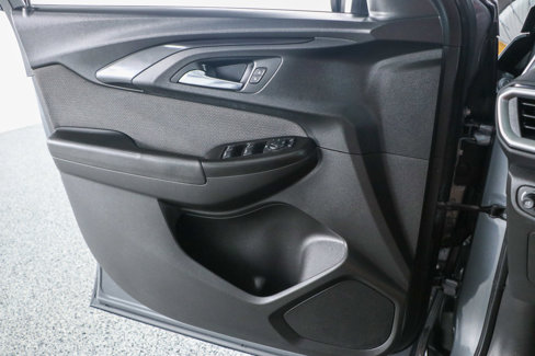 Used 2021 Chevrolet TrailBlazer LS image 21