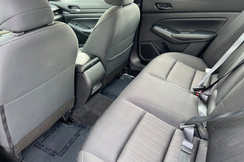 Used 2024 Nissan Altima 2.5 SV image 9