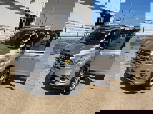 Used 2018 Ford Escape SE w/ SE Sync 3 Package image 1