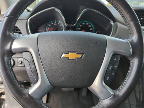 Used 2017 Chevrolet Traverse LT w/ Style and Technology Package image 35