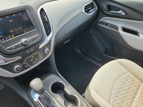Used 2022 Chevrolet Equinox LS w/ LS Convenience Package image 36
