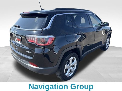 Used 2017 Jeep Compass Latitude w/ Popular Equipment Group image 7