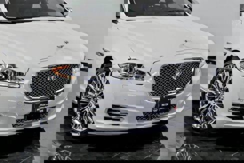 Used 2011 Jaguar XJ L Supercharged image 2