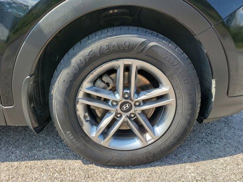 Used 2018 Hyundai Santa Fe Sport w/ 2.4L Value Package 02 image 25