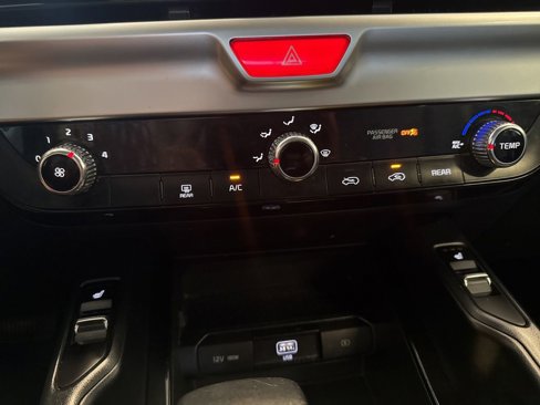 Used 2020 Kia Telluride S image 31