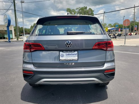 Used 2024 Volkswagen Taos S image 7