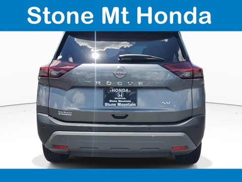 Used 2023 Nissan Rogue SV image 5