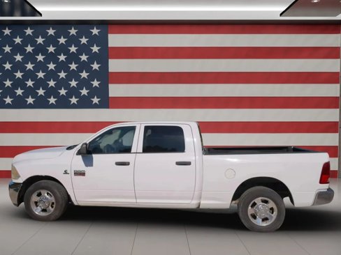 Used 2012 RAM 2500 ST w/ Chrome Appearance Group image 2