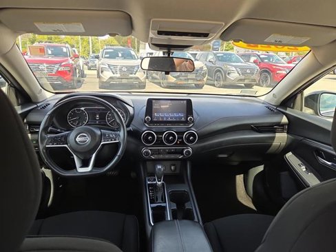 Used 2022 Nissan Sentra SV image 26