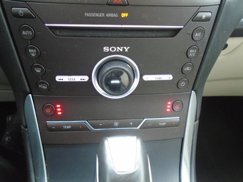 Used 2015 Ford Edge Titanium w/ Technology Package image 16