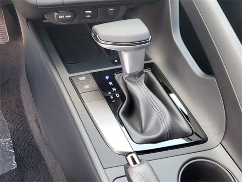 New 2025 Hyundai Elantra Sport image 24