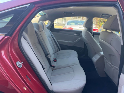 Used 2018 Hyundai Sonata SE image 19