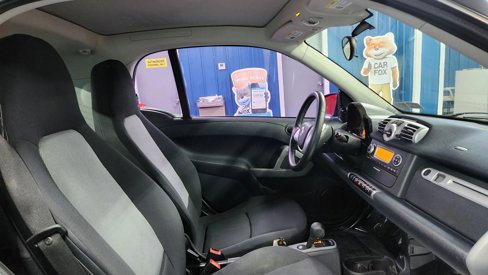 Used 2011 smart fortwo pure image 12