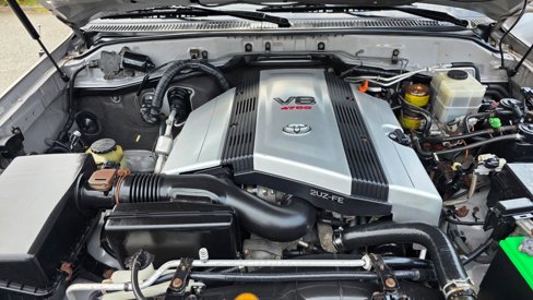 Used 2001 Toyota Land Cruiser image 26