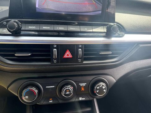 Used 2023 Kia Forte LXS w/ LXS Technology Package image 22