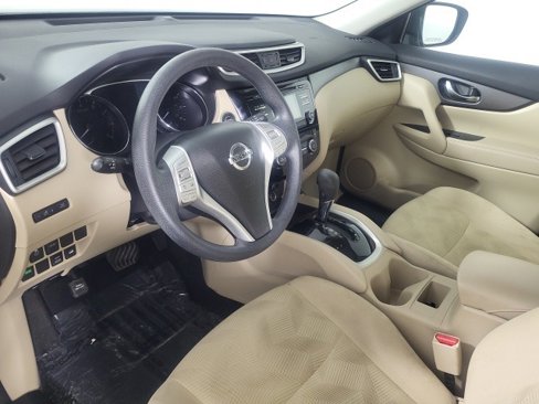 Used 2016 Nissan Rogue SV w/ SV Moonroof Package image 17