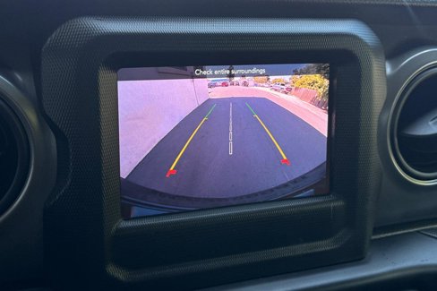 Used 2022 Jeep Wrangler Sport image 22