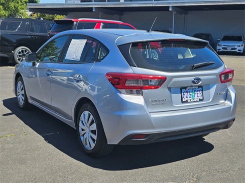 Used 2023 Subaru Impreza 2.0i image 3