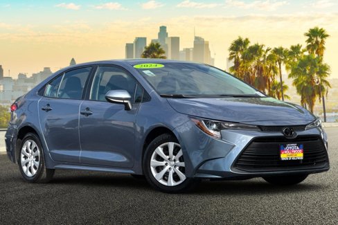 Used 2024 Toyota Corolla LE image 2