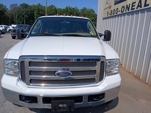 Used 2006 Ford F350 Lariat image 12
