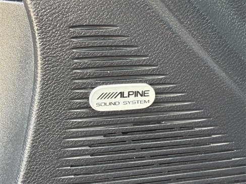 Used 2015 Dodge Challenger R/T Plus image 19