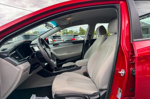 Used 2019 Hyundai Sonata SE image 15
