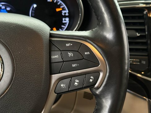 Certified 2021 Jeep Grand Cherokee Limited image 31