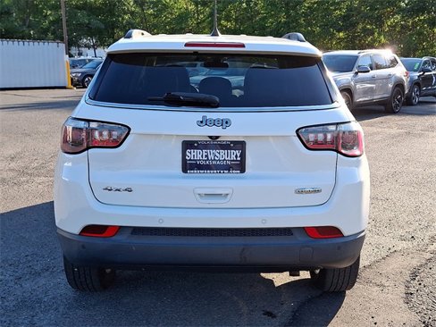 Used 2018 Jeep Compass Latitude w/ Popular Equipment Group image 5