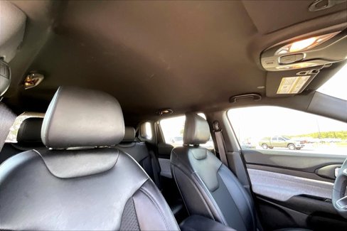 Used 2024 Jeep Compass Latitude image 24
