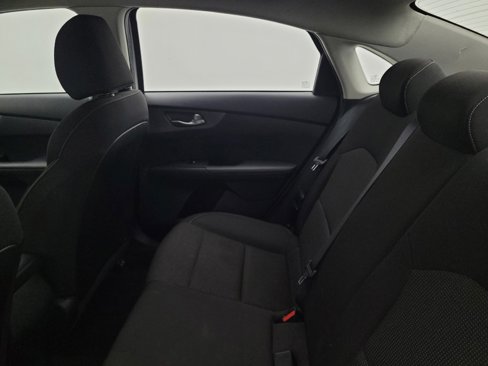 Used 2019 Kia Forte LXS image 18