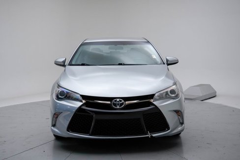 Used 2016 Toyota Camry SE image 23